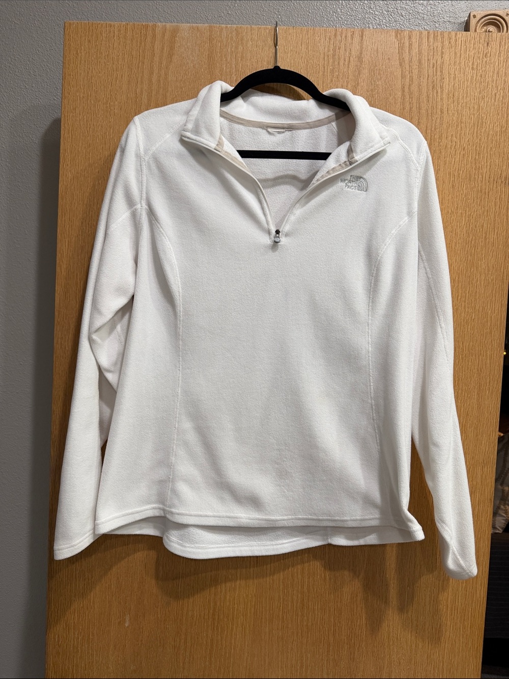 White The North Face quarter zip